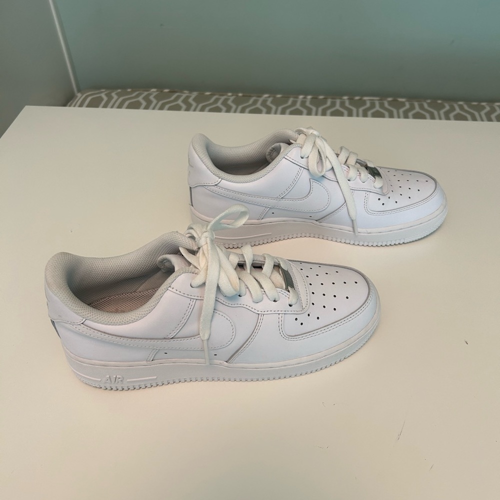 Nike Air Force 1 - BRAND NEW!!